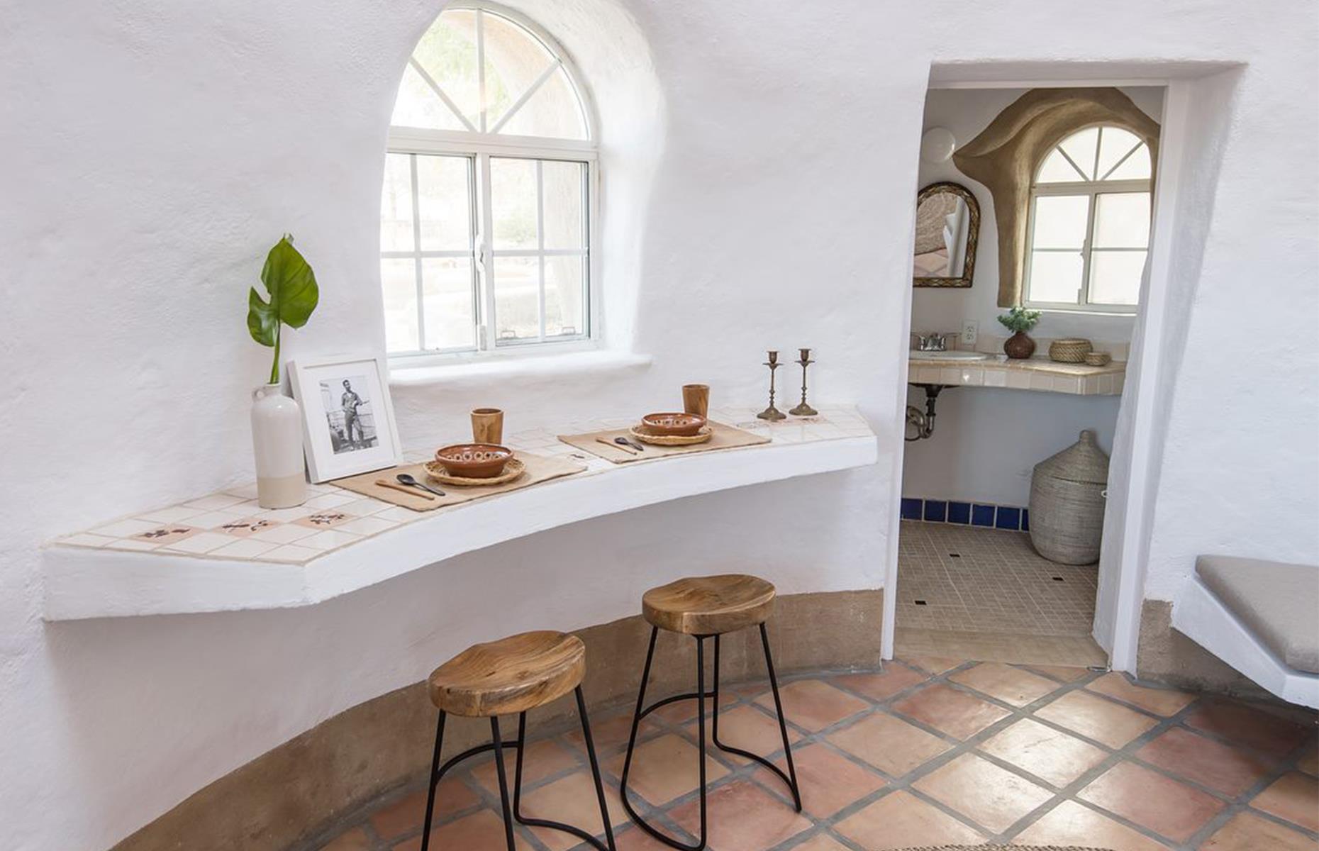Earthbag house, California, USA:  9 eco home building materials that are better than concrete